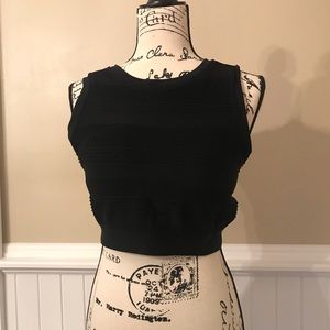 Fabletics sports bra black. Activewear